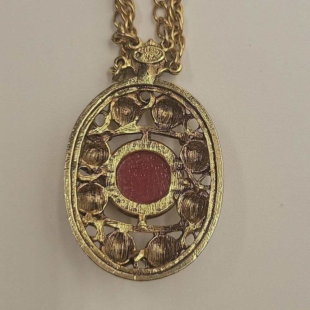 Celebrity NY Vintage Pendant Moroccan Matrix Necklace